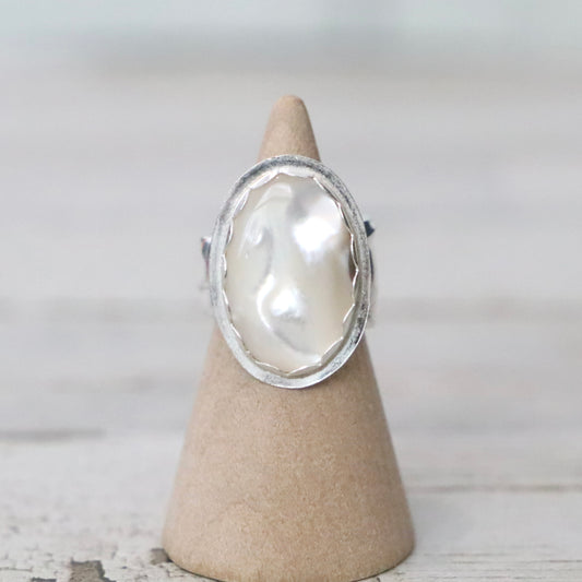 Springtime Mother Of Pearl Size 6