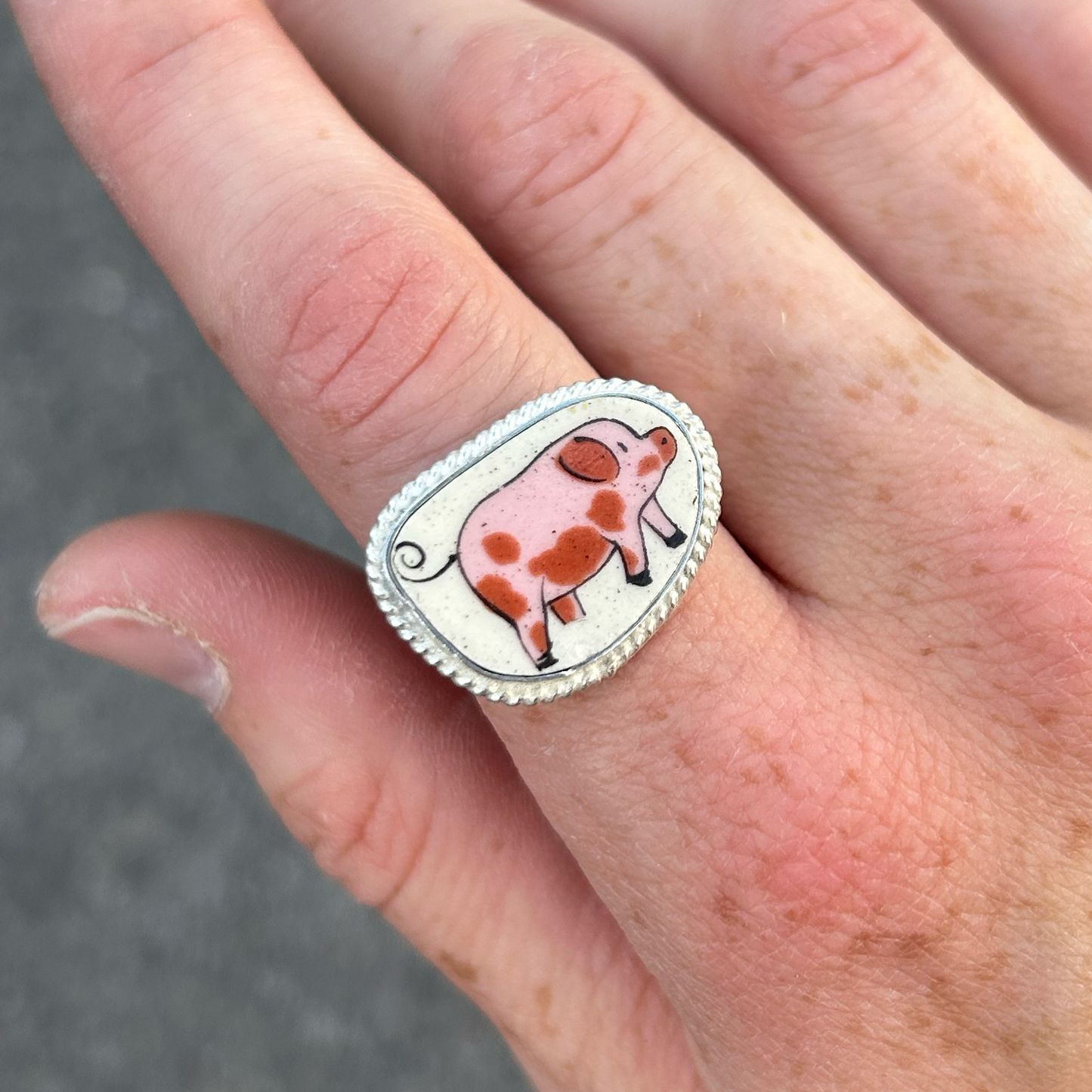 Pig Ring Size 7