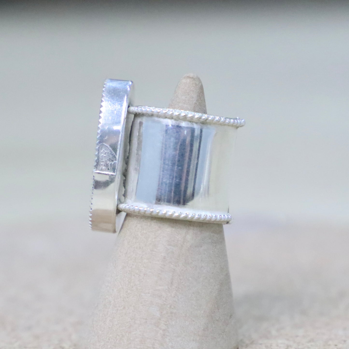 Violet Stack Size 6.5