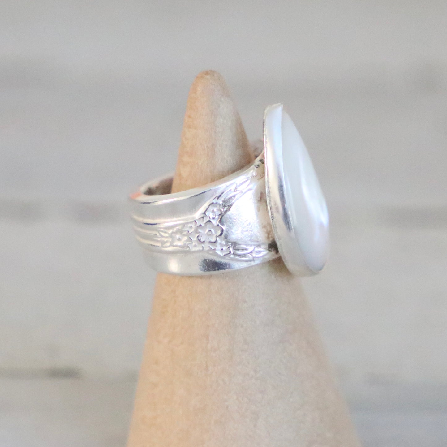 Mother of Pearl Spoon Pinky Ring Size 3.5